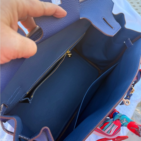 Authentic KAMUGO women's Blue #35 leather purse/handbag w/handles/dust cover - Picture 7 of 10